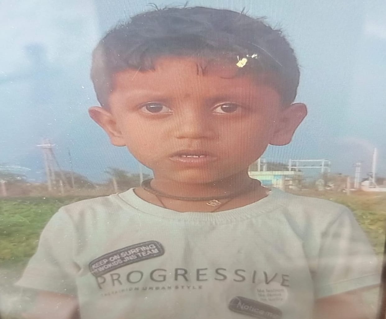 Child died after falling into a deep pit in Balod