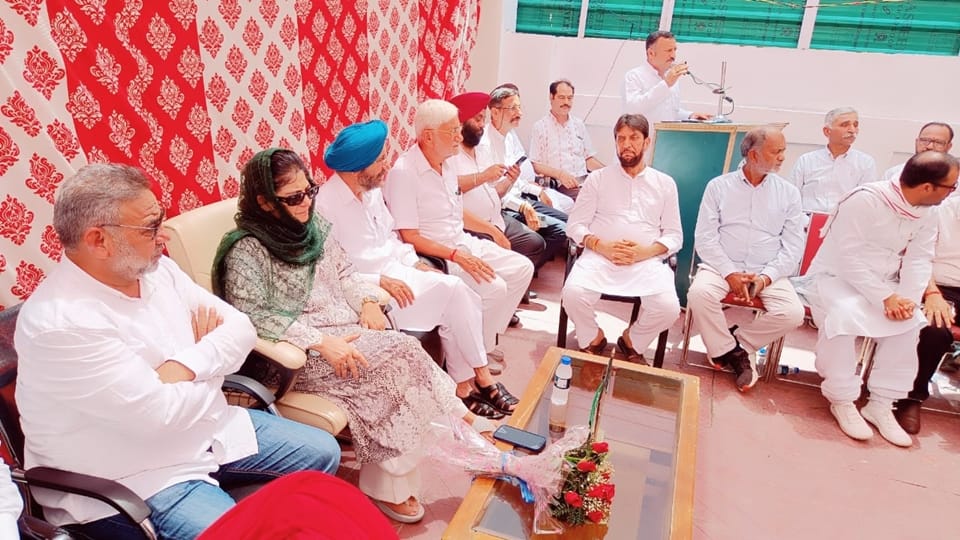 Mehbooba mufti in Jammu said BJP dividing people on communal lines for vote bank told August 5 as black day