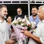 दिल्ली में राहुल गांधी से मुलाकात करते लालू प्रसाद।