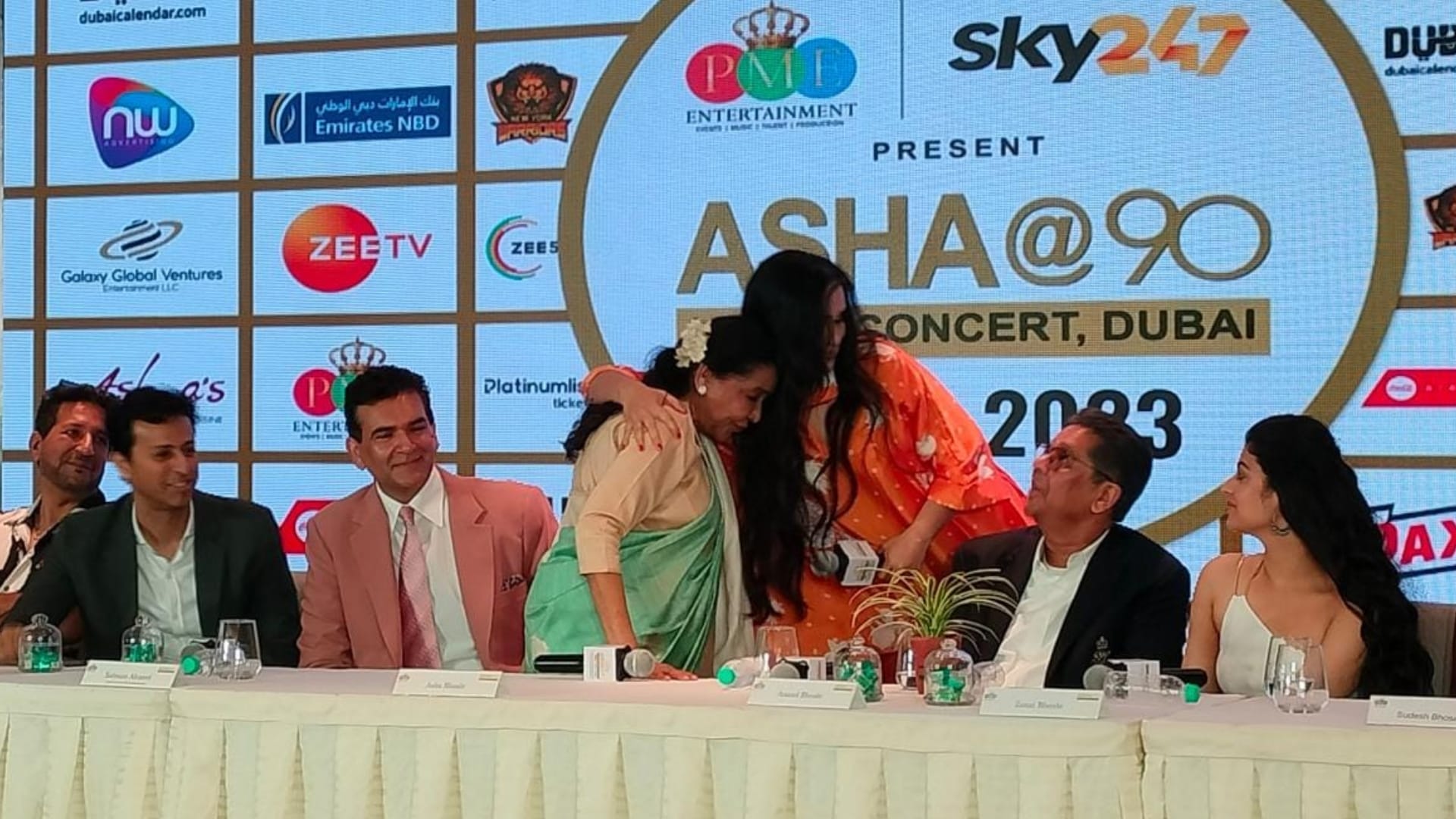 Asha @ 90 Live in Concert Dubai on Asha Bhosle Birthday Singer talks about her Songs and Music Industry
