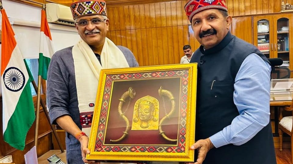 Himachal Deputy CM met Gajendra Singh Shekhawat and asked for 500 crore rupees fund