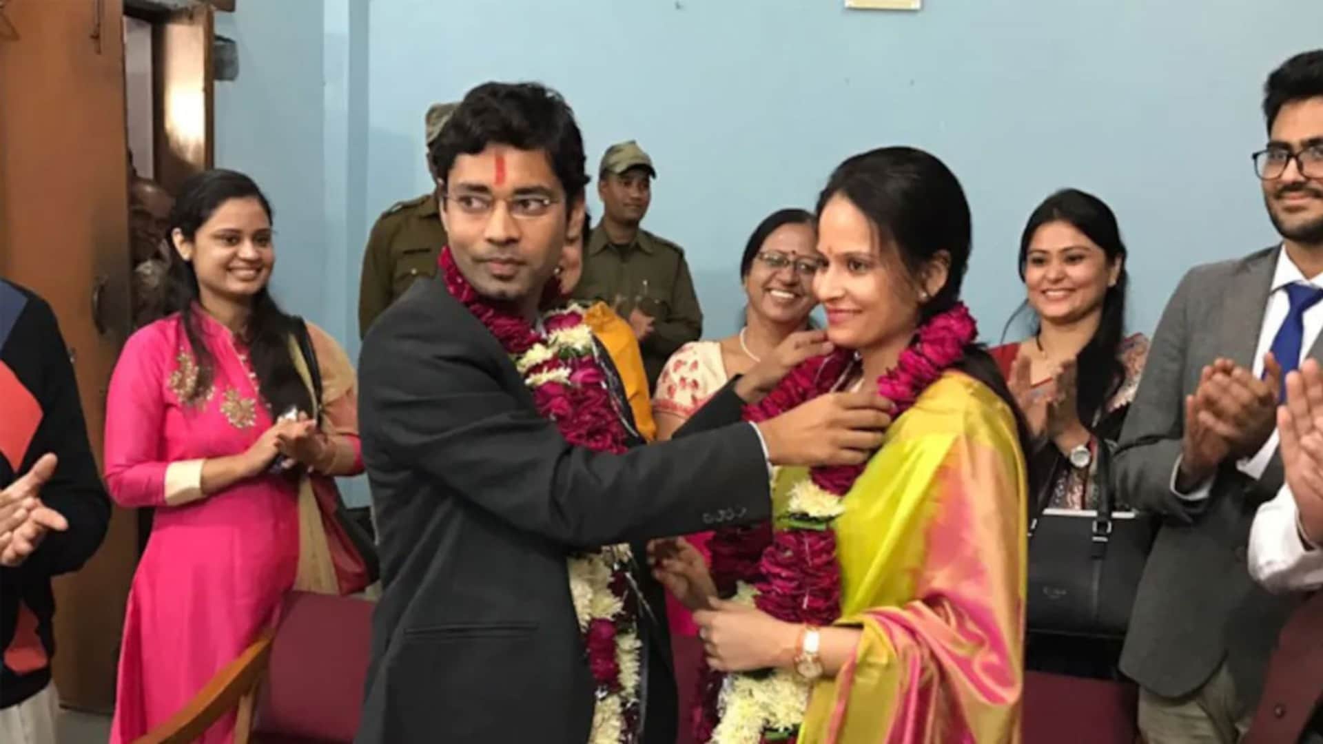 These IAS officers got married among themselves, check the names here