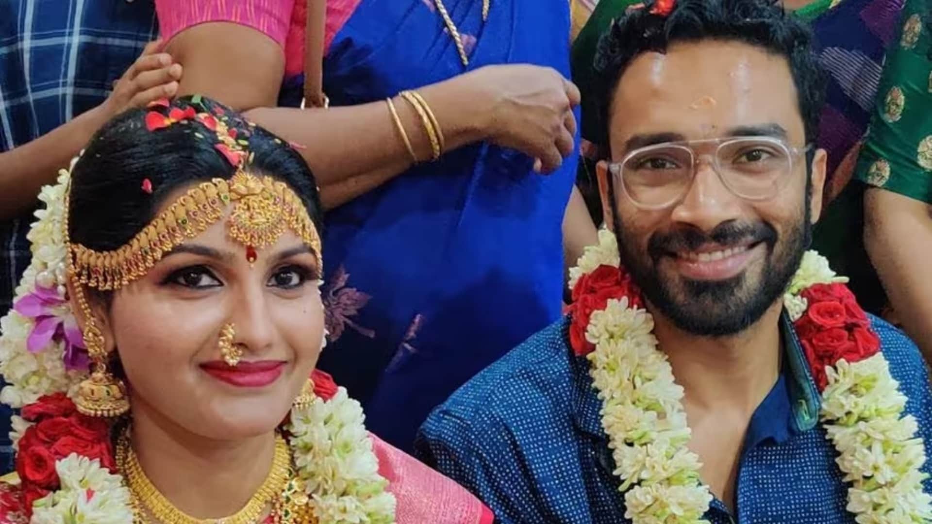 These IAS officers got married among themselves, check the names here