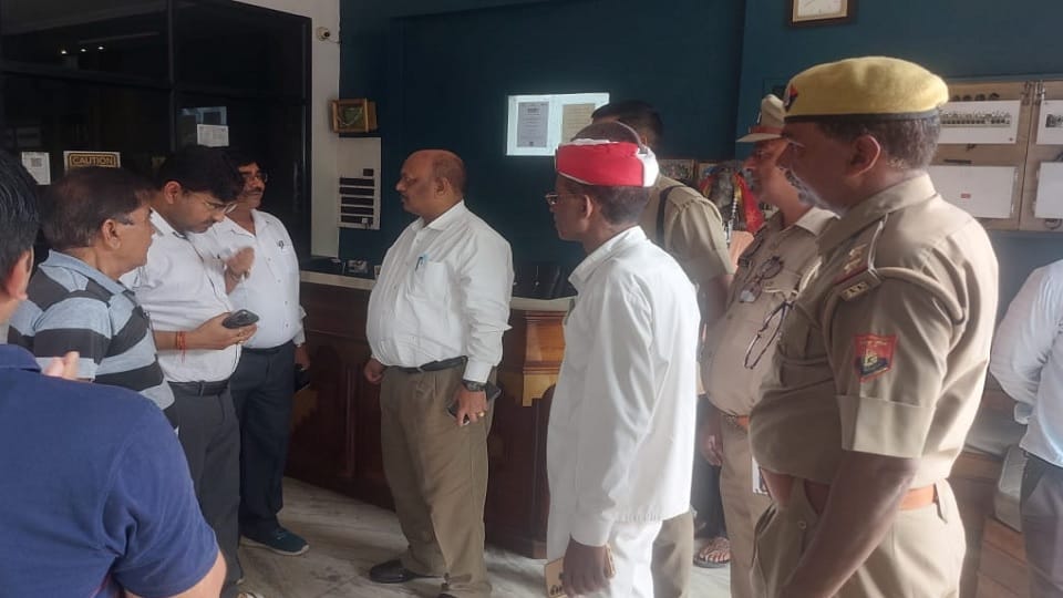 marketing inspector locked in hotel room in pilibhit