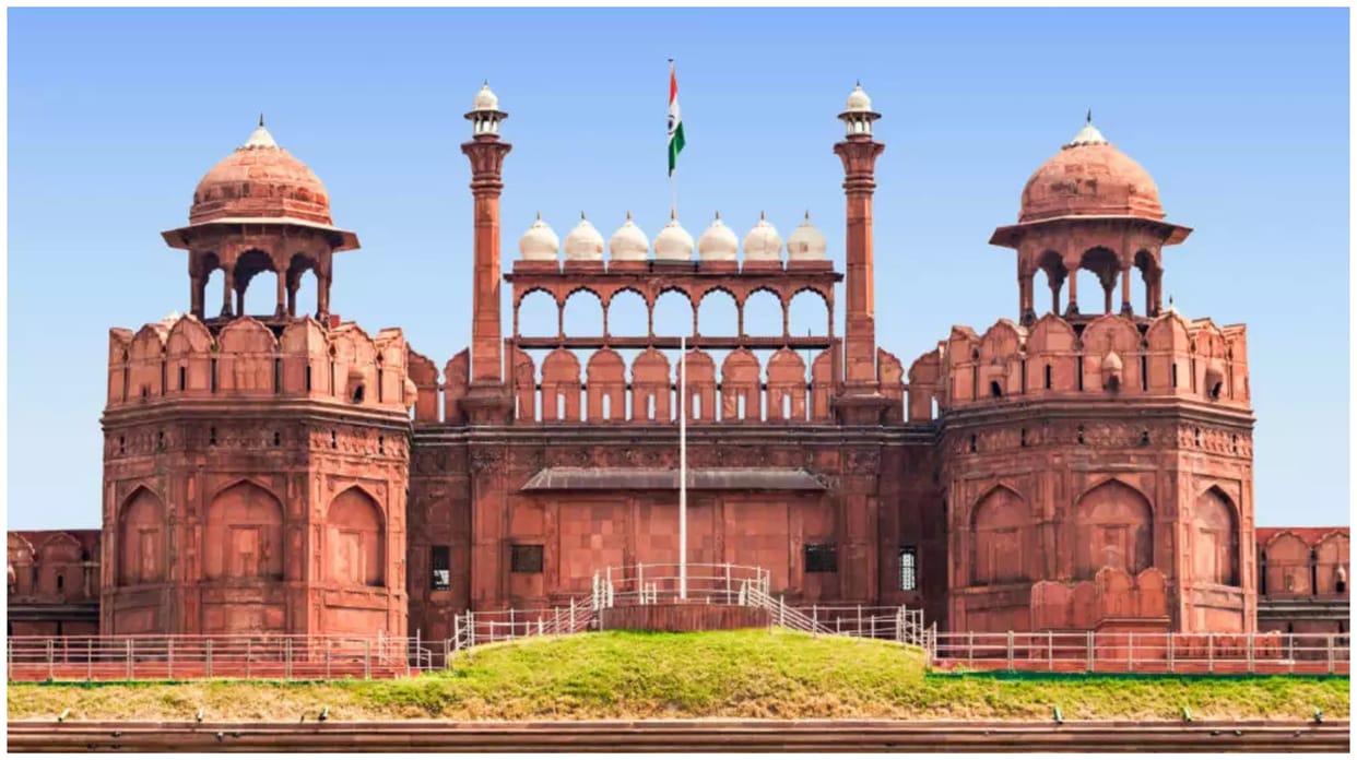US lawmakers are travelling to India to be present at Red Fort during PMs address