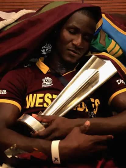 Ricky Ponting, MS Dhoni, Player with, most ICC trophy, wins as, captain