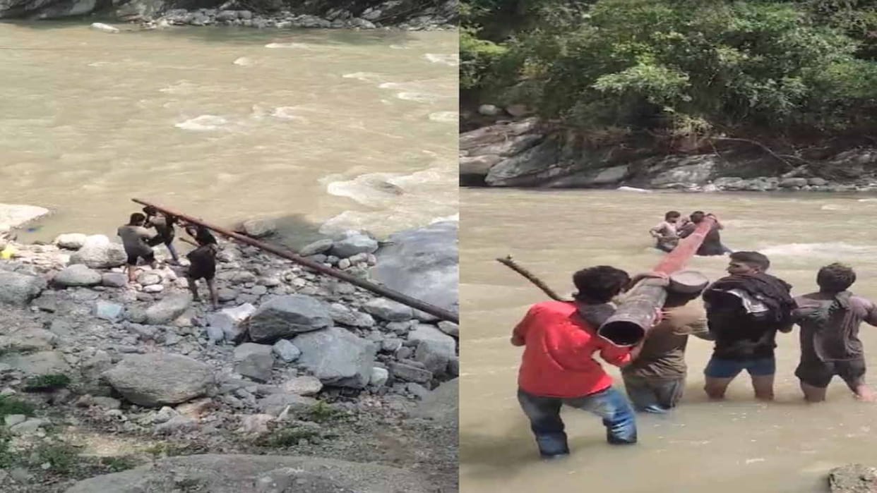 11 out of 15 transformers of Sainj Valley restored, video of crossing the flooded river by lifting the pole go