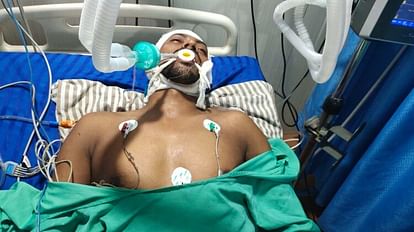 Bihar Crime: घर लौट रहे दो भाइयों को बाइक सवार अपराधियों ने मारी गोली; एक युवक की मौत, दूसरा गंभीर घायल Bike riding criminals shot two brothers returning home in Motihari; One youth died, another seriously injured