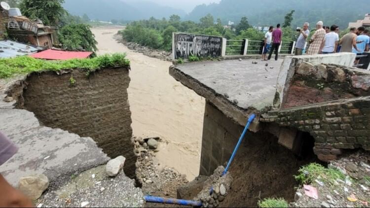 Uttarakhand Weather Flood in Kotdwar After 16 Hours Heavy rainfall See Disaster Photos