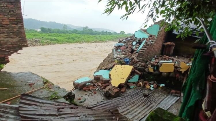 Uttarakhand Weather Flood in Kotdwar After 16 Hours Heavy rainfall See Disaster Photos