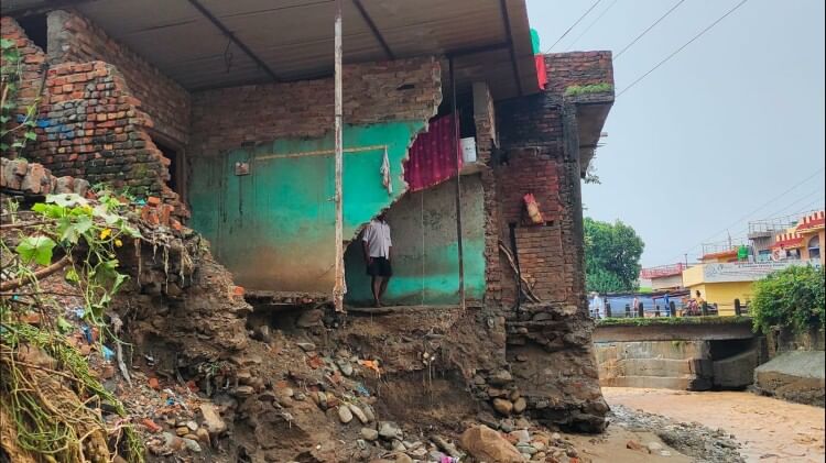 Uttarakhand Weather Flood in Kotdwar After 16 Hours Heavy rainfall See Disaster Photos