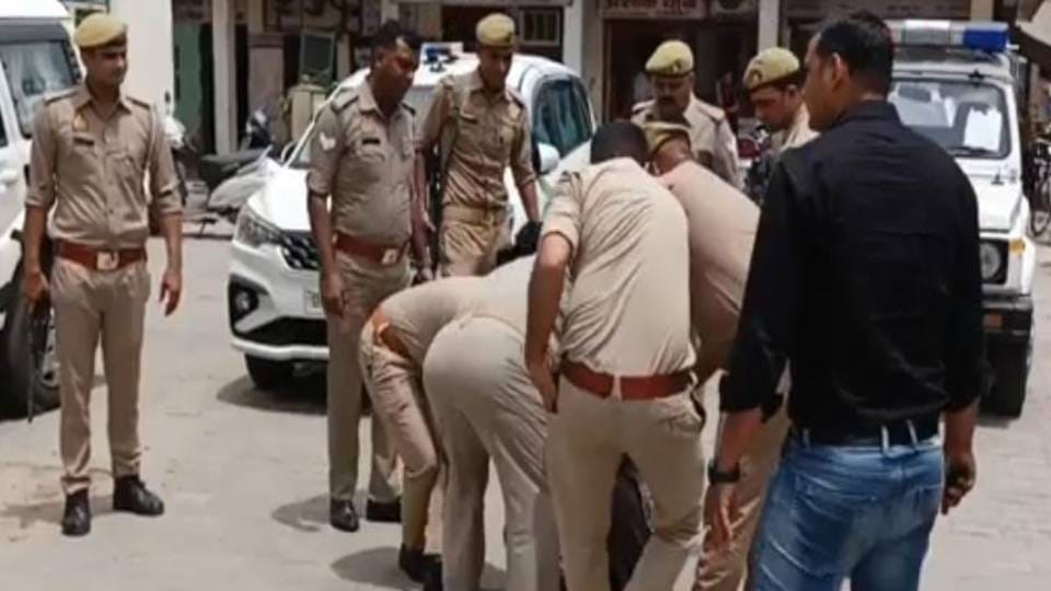 Woman attempts self immolation outside DCP city office in Agra