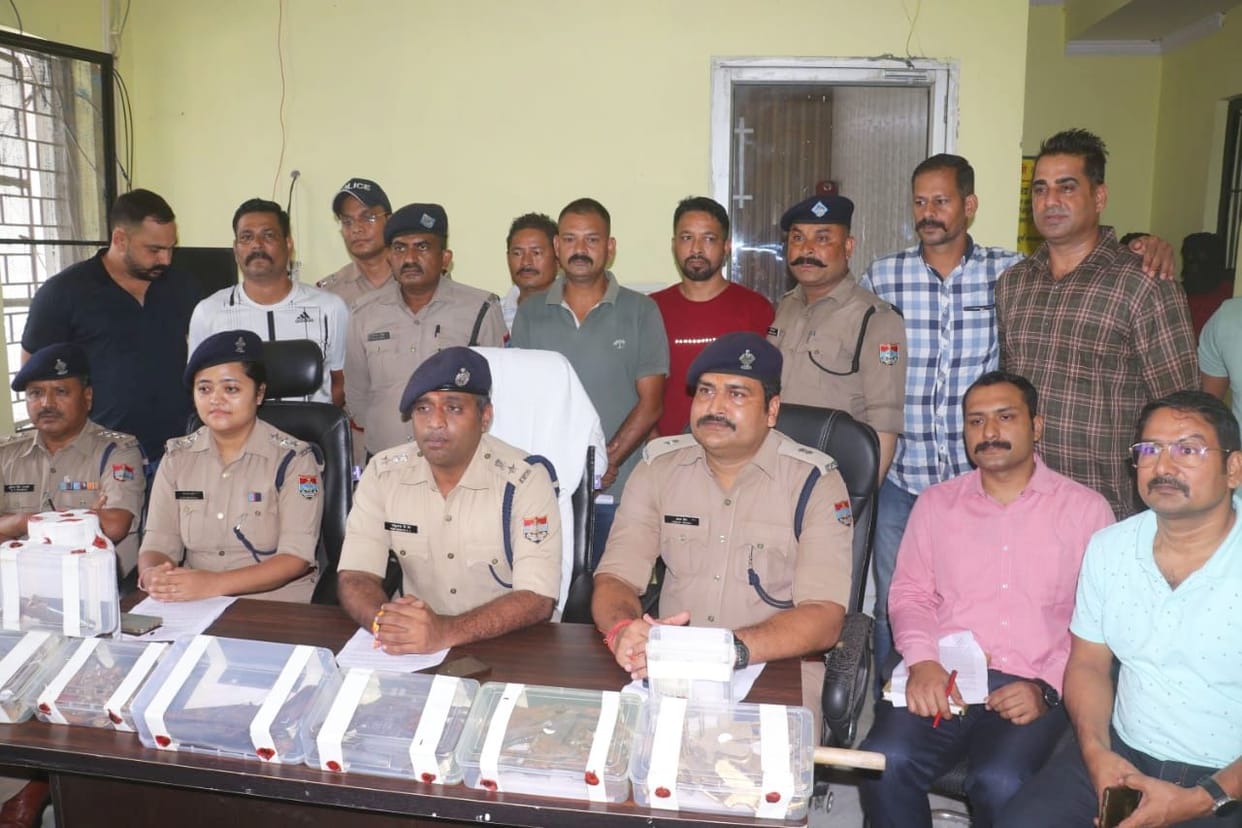 Uttarakhand STF caught illegal arms factory in Bajpur Two Arrested