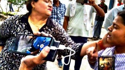 Naib Tehsildar slapped girl victim demanded fair investigation from varanasi DM