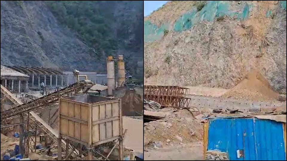 jammu srinagar Highway closed due to landslides in Ramban Amarnath yatra halt