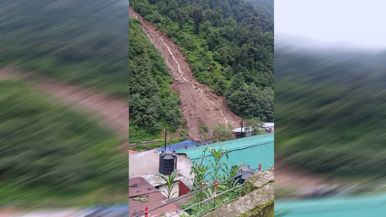 landslide in Gaurikund three children buried under debris died bus drifted in Kotdwar Uttarakhand news