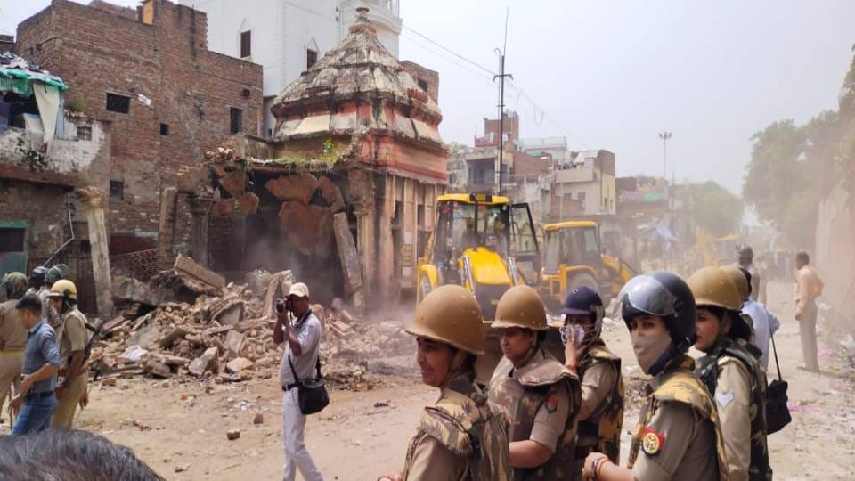 Illegal constructions built near Shri Krishna Janmasthan in Mathura were demolished by bulldozers