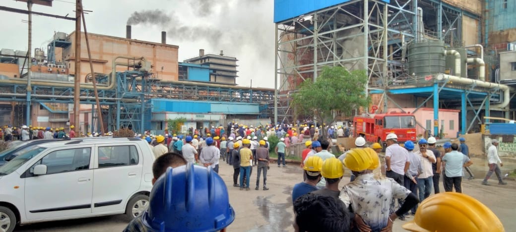 Shahdol News: Accident In Orient Paper Mill many feared injured Latest news updates