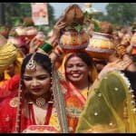 कथा के पहले दिन भाठागांव के लिए कलश यात्रा निकली
