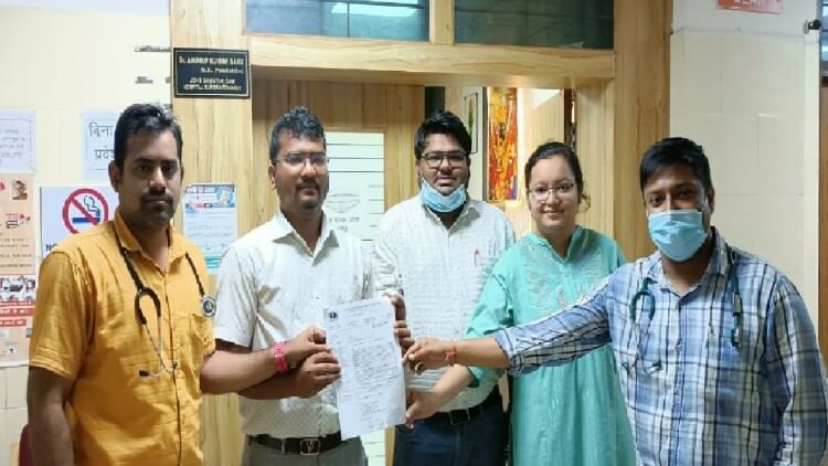 Doctors Strike: सामूहिक अवकास पर रहेंगे जगदलपुर मेडिकल कॉलेज के डॉक्टर, शिकायत के बाद भी पूरी नहीं हुईं मांगें