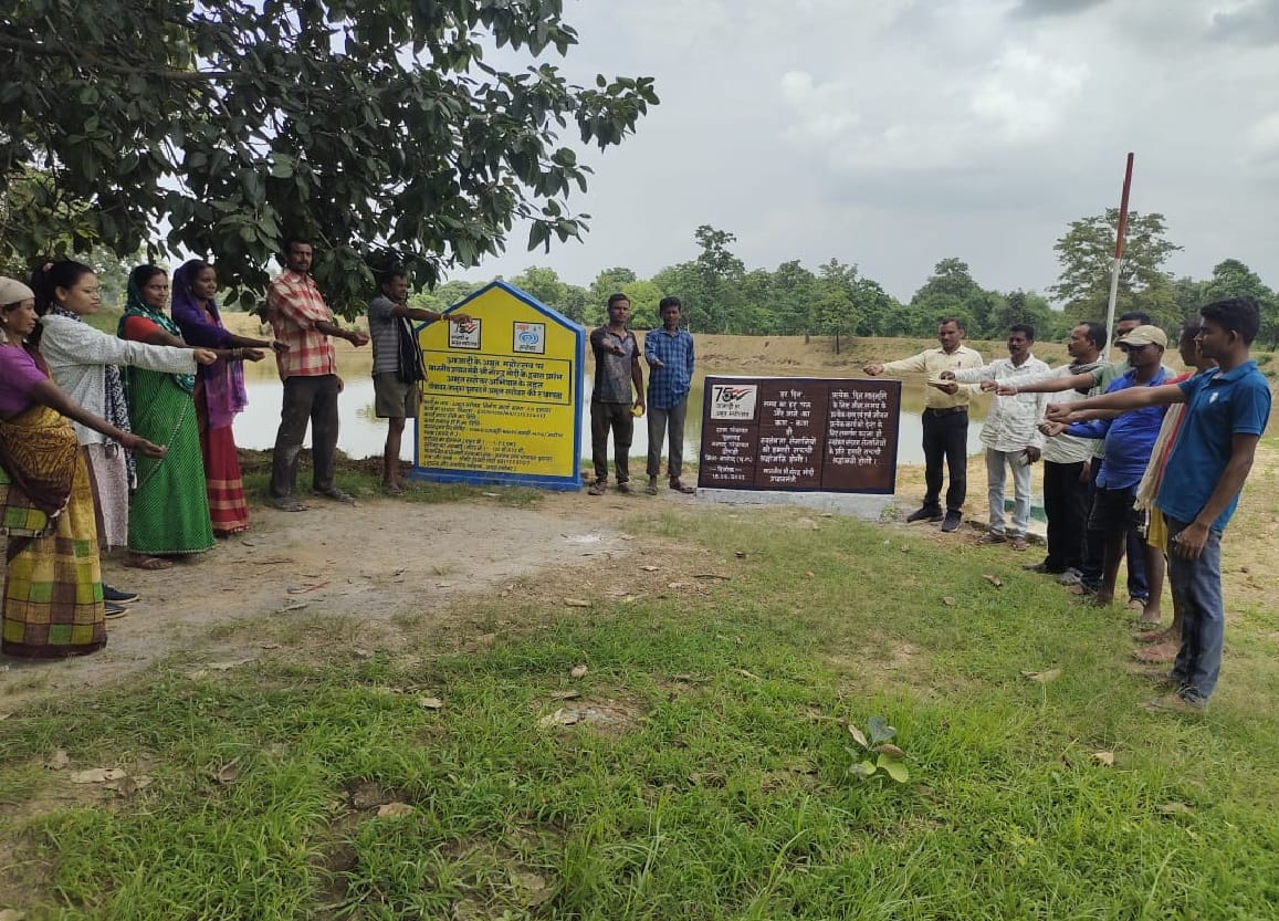 Construction of Amrit Vatika is being done in every gram panchayat of Balod under Meri Mati Mera Desh campaign