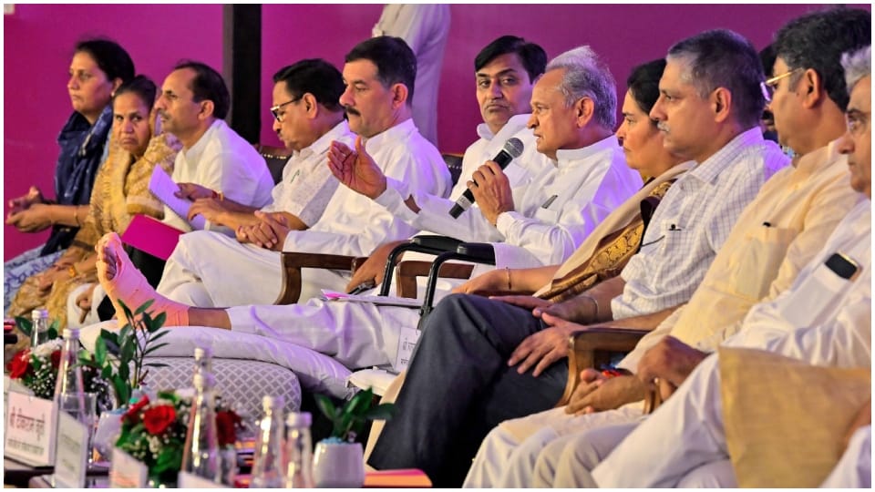CM Ashok Gehlot says 30 percent  women should become MLA-MP Sonia Gandhi raised issue PM Modi