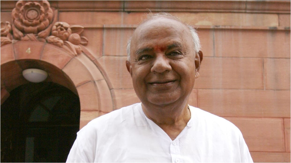 'New low': Former PM Deve Gowda expresses anguish over shouting, name-calling and sloganeering in Parliament