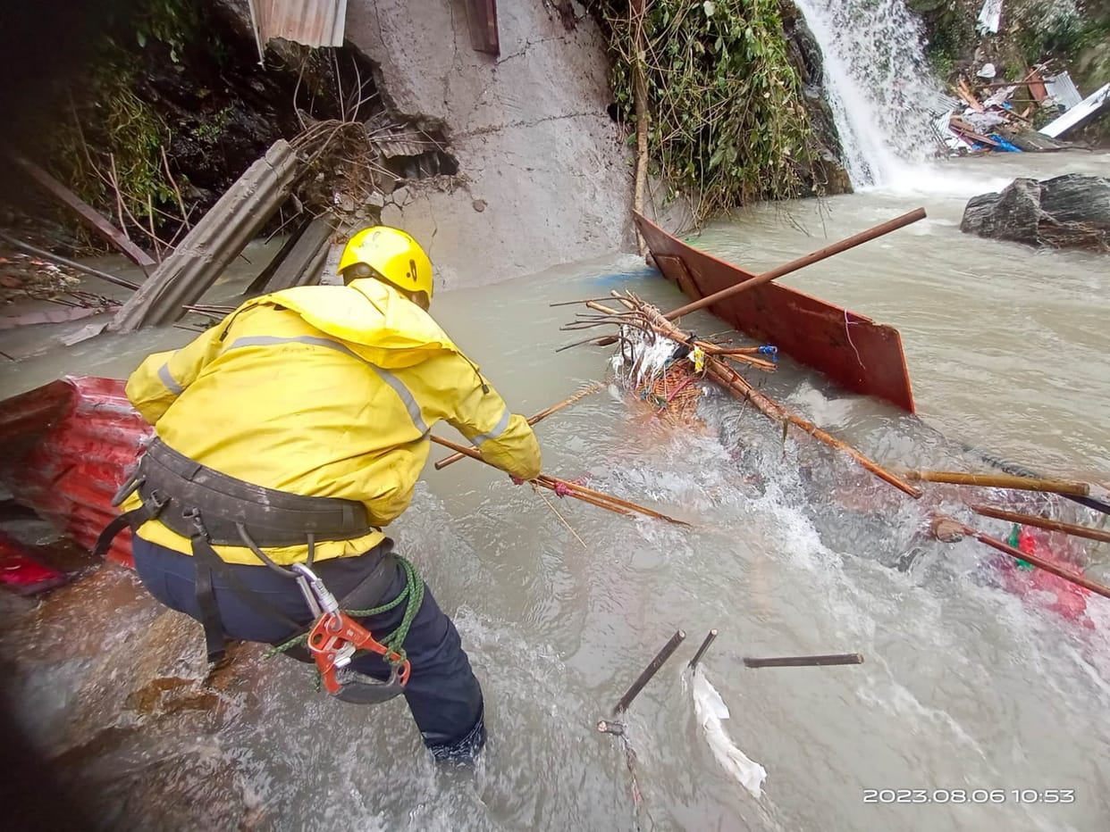Gauri Kund Landslide Update Sdrf Team Continues to Rescue Missing People Uttarakhand News in Hindi