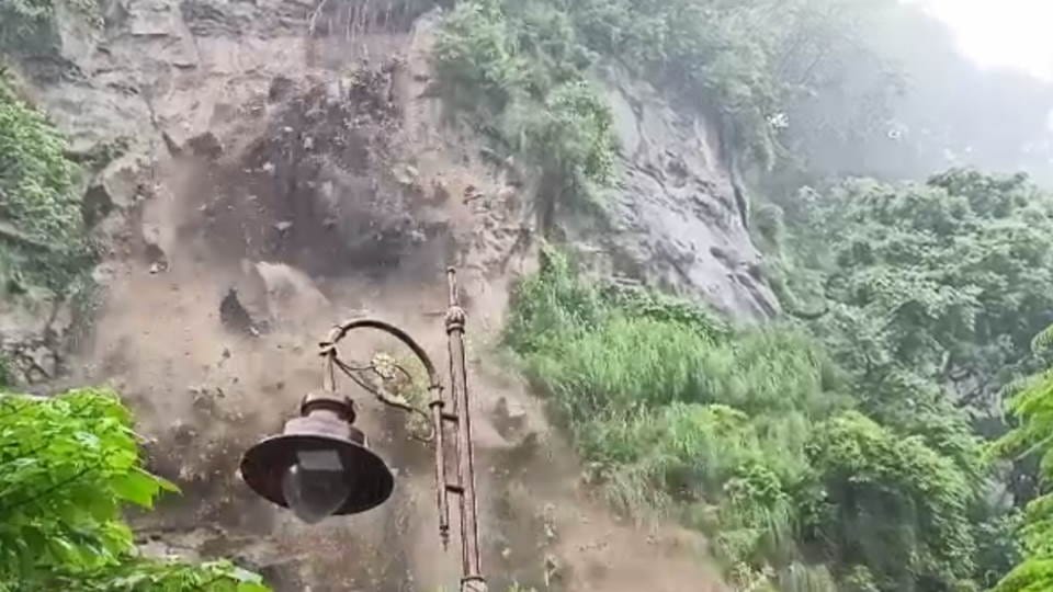 Haridwar Weather Landslide near Kali temple from Mansa Devi mountain Debris fall on Railway track