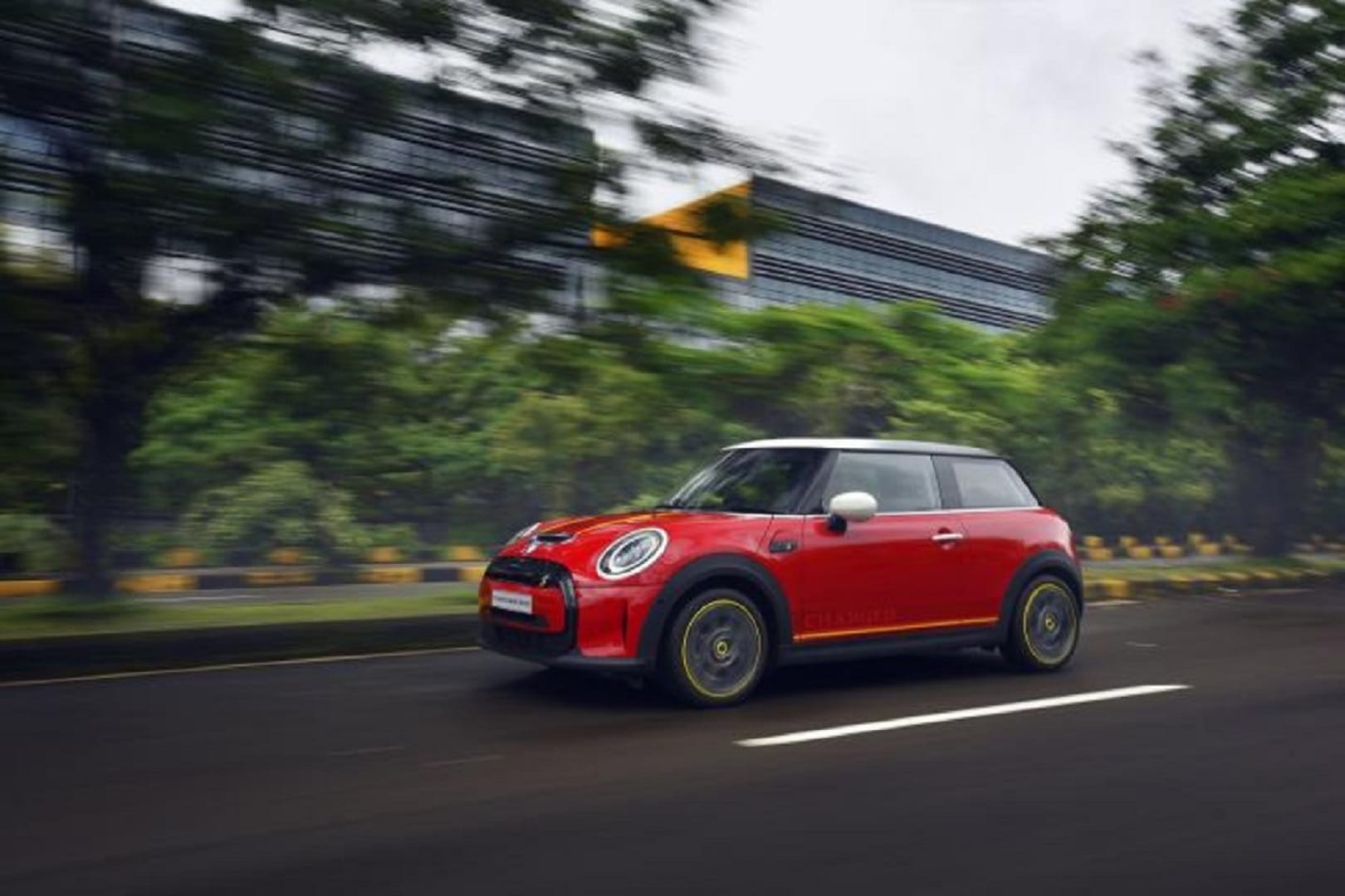 BMW Group launches All-electric MINI Charged Edition in India Know Price Features Specs