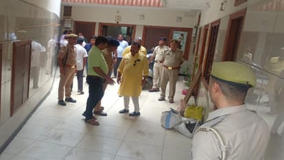 Sports businessman Dhankumar Jain was murdered in Meerut, miscreants looted cash jewelery from house escaped