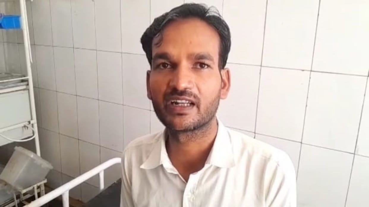 Police beat up the victim pharmacist who reached the police station complaining of robbery in Damoh