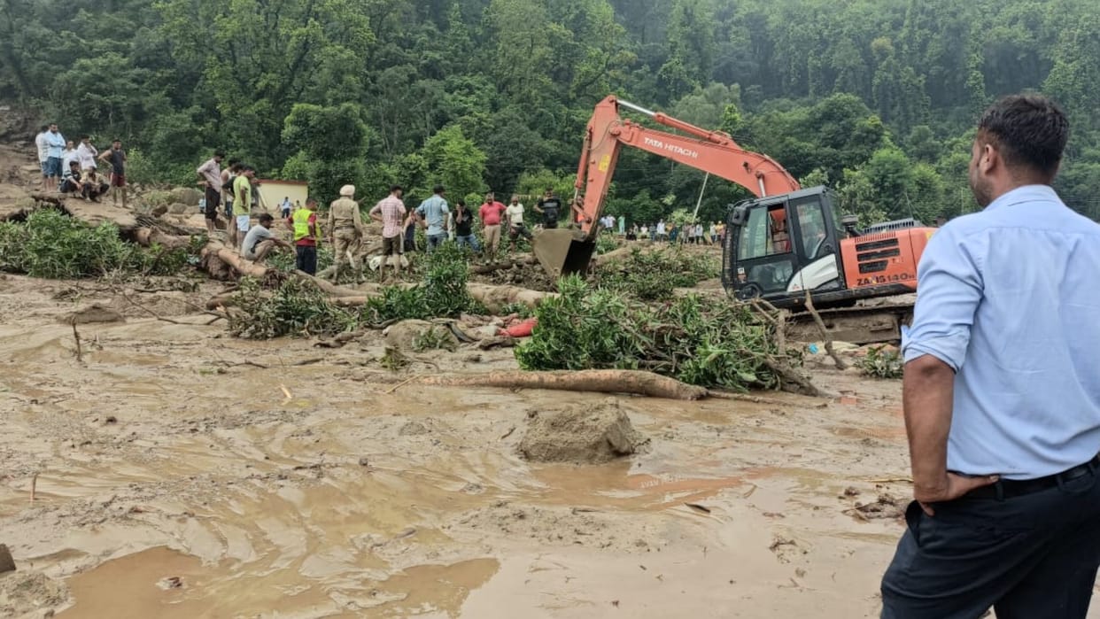 Cloudburst in Sirmour  one body found four family person still missing