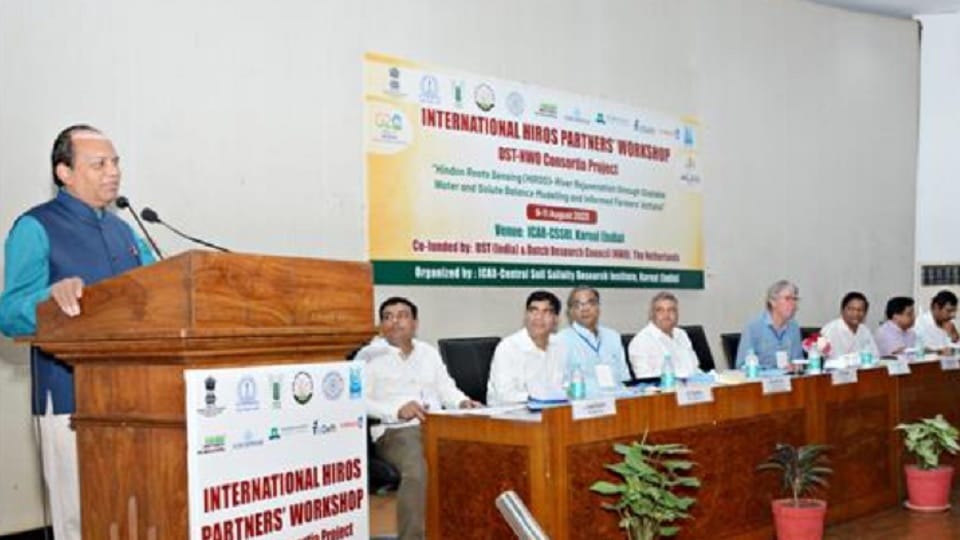 Karnal: International exercise to stop agricultural pollution in Hindon river, work on Hindan Roots Sensing