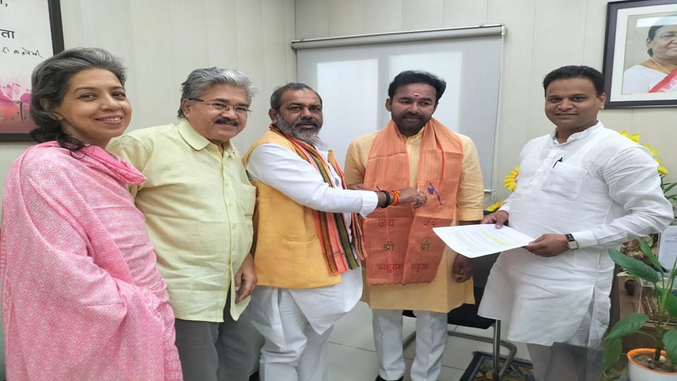 Sunil Bharala met the Union Minister in Delhi