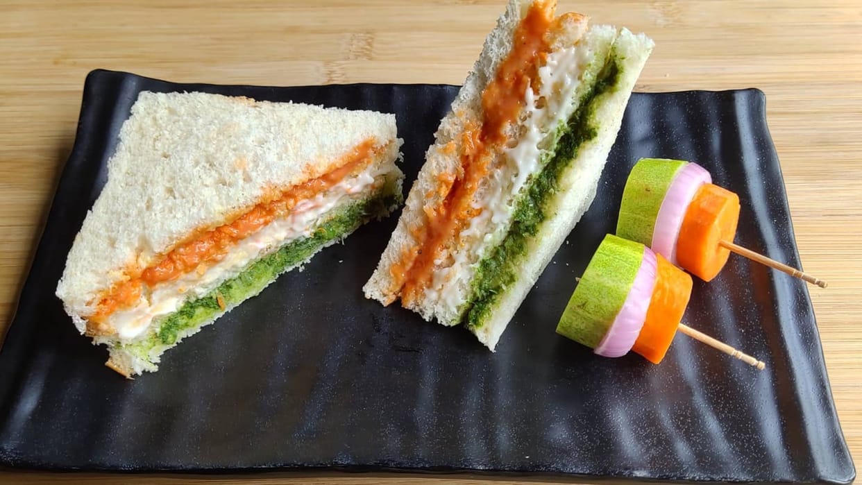 Independence Day 2023 how to make healthy tiranga sandwich at home recipe in hindi