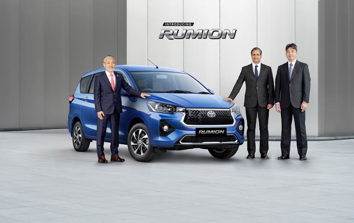 Toyota launched Rumene MPV in indian market, know its price features and engine specification