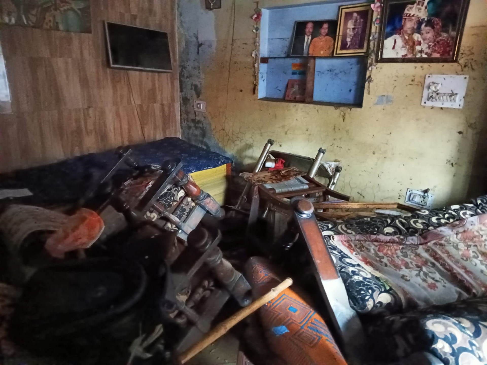 Uttarakhand Weather News Today drain water entered the house due to heavy rain girl died in Doiwala Rishikesh