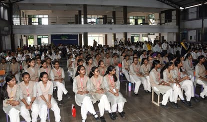 Police ki pathshala IPS Dr Anil Pandey gave mantras of cyber safety to children