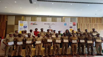 Amar Ujala Campaign Maa Tujhe Pranam policemen honored in Bareilly