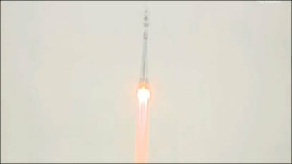 Russia luna 25 mission launch to Moon news updates