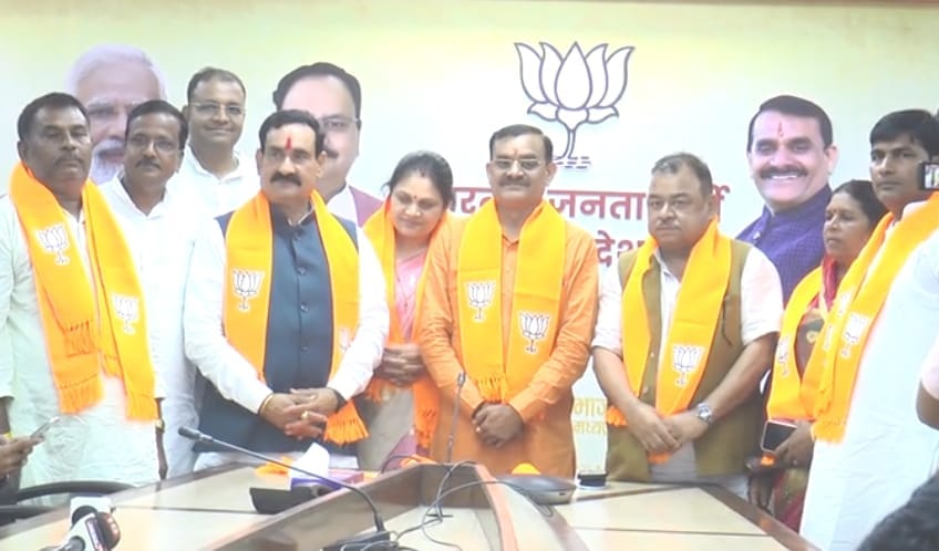MP News: Shock to MP Congress in Vindhya, former MLA Abhay Mishra returns home and joins BJP