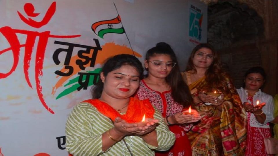 Maa Tujhe Pranam amar ujala abhiyan started ek daud desh ke naam people gathered at Kailash Ghat