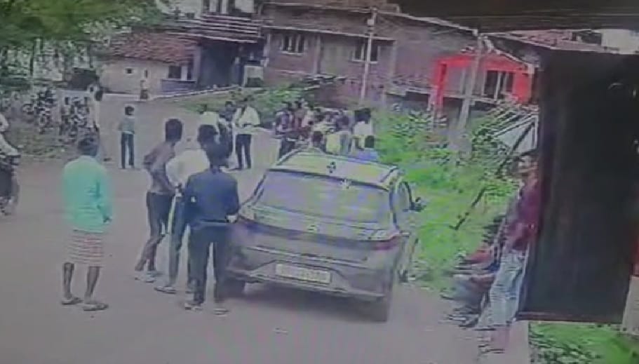 sarpanch along with his colleagues beat up villager in bilaspur