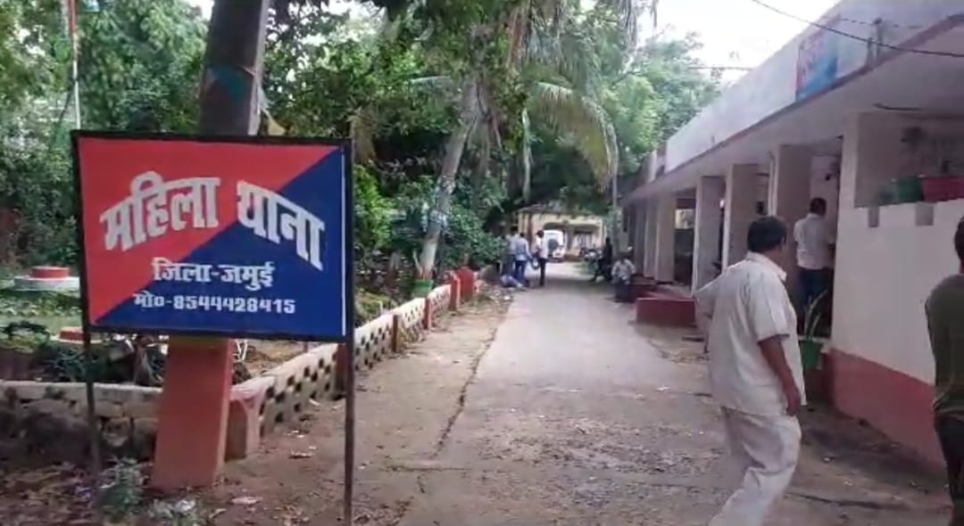 Crime in Bihar : Landlord tried to rape but she saved her honor by fighting, bihar police in bihar news