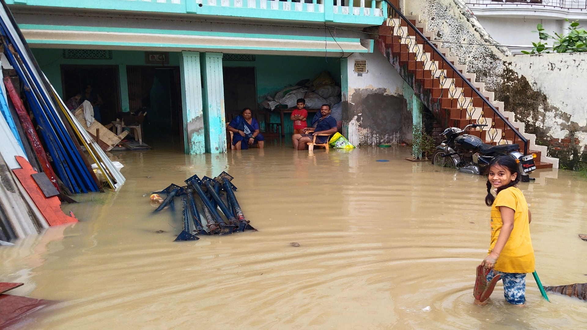 waterlogging after 133 mm of rain in 24 hours at Gorakhpur