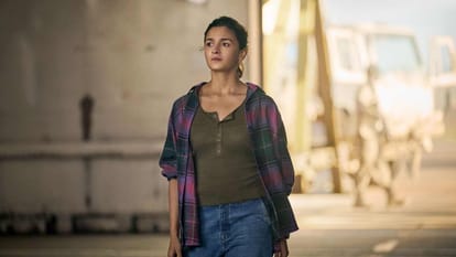 Heart Of Stone Review in Hindi by Pankaj Shukla Gal Gadot Alia Bhatt Netflix Tom Harpr Greg Rucka