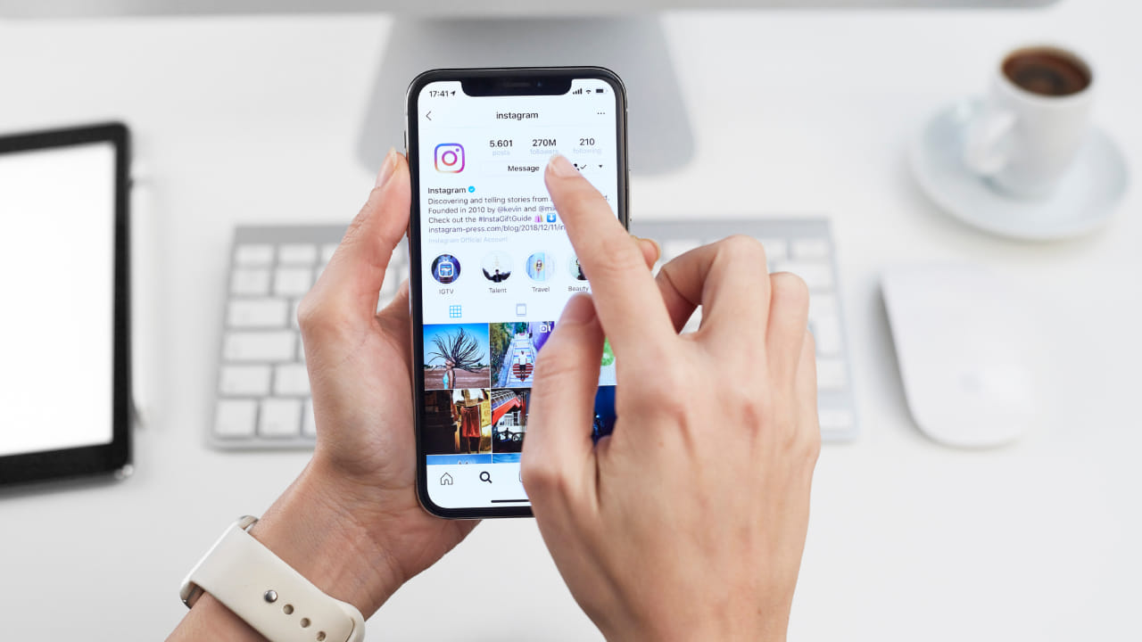 Instagram may soon get this WhatsApp like feature in DM