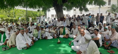 UP: Bhakiyu tractor march starts from Muzaffarnagar, farmers raise their demand in Meerut