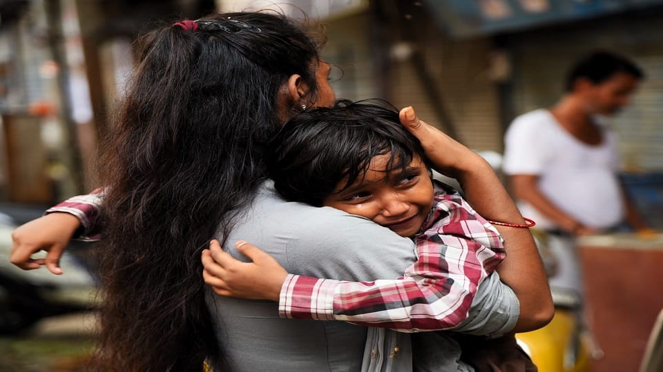 100 girl students fall ill in MCD school after consuming mid day meal in delhi